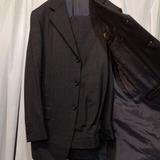 スーツ3着（イタルスタイル、アーバンリサーチ、無名）＋ジャケット1着（エディフィス）の画像