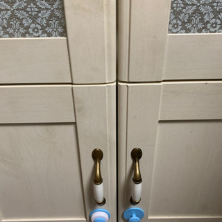 アンティーククローク棚　収納棚の画像