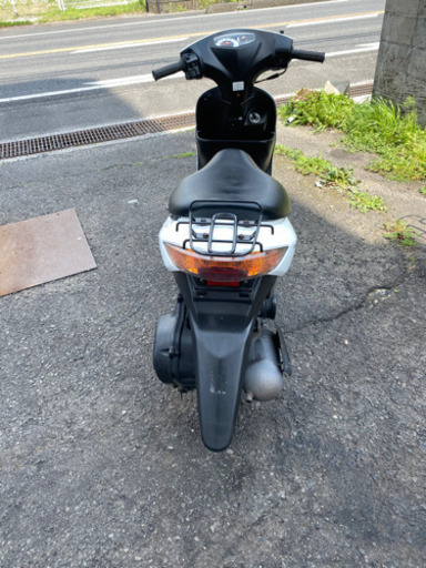 スズキ　アドレスV50 白