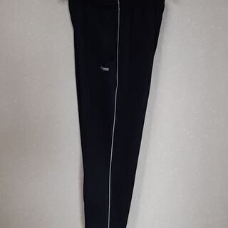 【値下げ＆おまけ3点】【新品】K・SWISS ジャージ上下 LL メンズ これからの季節に！の画像