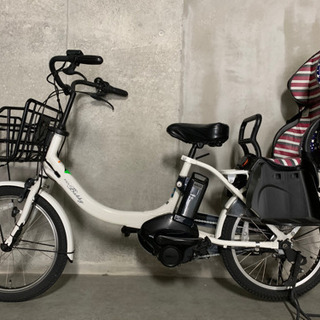 ほぼ新品　ヤマハ電動アシスト自転車　おまけ付きの画像
