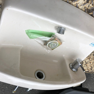 ＴＯＴＯ　 コンパクト手洗器　 ハンドル式水栓セットの画像