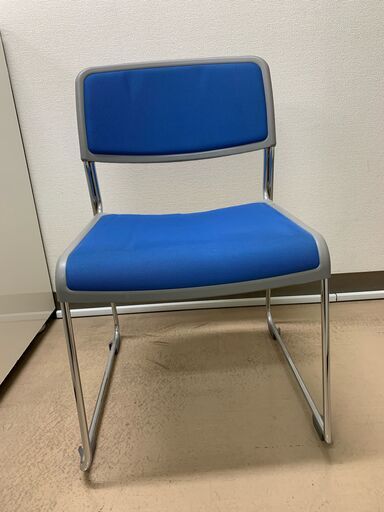 会議用イス（4,000円→1,000円にしました）