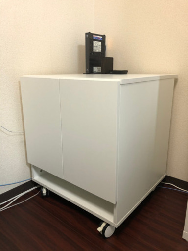 棚　幅60 奥行62 高さ70