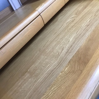 値下げしました！学習机（サイド3段引き出し、椅子、マット付き）の画像