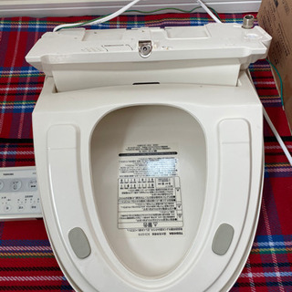 TOSHIBA 東芝温水洗浄便座の画像