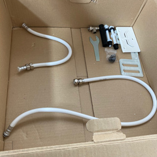 TOSHIBA 東芝温水洗浄便座の画像