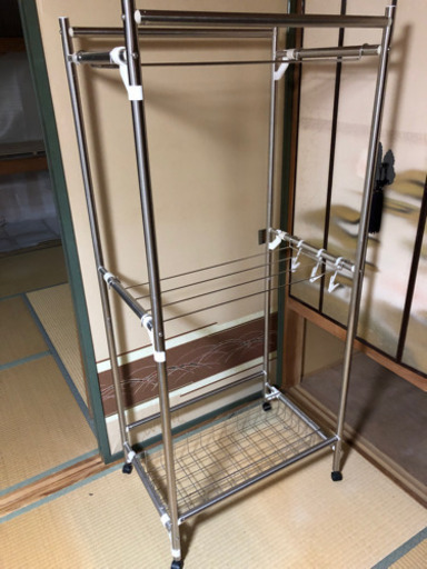 【最終値下】物干しラック　伸縮式