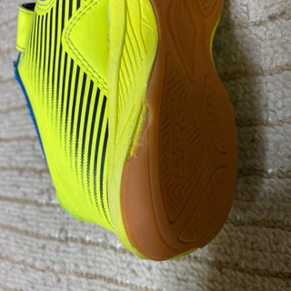 asics フットサル　シューズの画像
