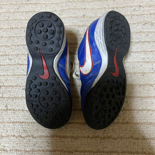 NIKE トレシューの画像