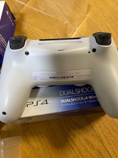 新品、美品 ps4 純正コントローラー