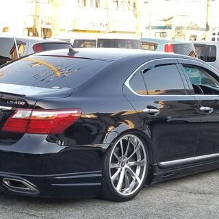 🔴成約済み‼️🔴４月迄値下げ中‼️格安❗改造費約１００万円　LEXUS　ＬＳ４６０　中期　ワイヤレスエアサスコントローラー　ヴァルドエアロ、ブランニューマフラー　HDDナビ　フルセグＴＶ　Bluetooth　バックカメラ　の画像