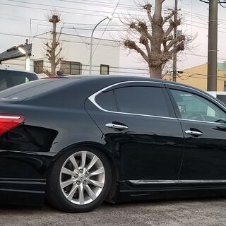 🔴成約済み‼️🔴４月迄値下げ中‼️格安❗改造費約１００万円　LEXUS　ＬＳ４６０　中期　ワイヤレスエアサスコントローラー　ヴァルドエアロ、ブランニューマフラー　HDDナビ　フルセグＴＶ　Bluetooth　バックカメラ　の画像