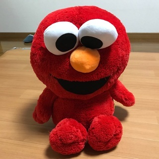 UFOキャッチャー景品ぬいぐるみ　ーセサミストリート　エルモ