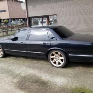 XJR V8 4.0スーパーチャージドの画像