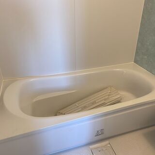 【賃貸戸建て】諏訪湖が一望できる抜群の眺望！庭付き4DKの戸建てです。敷金1ヶ月分と火災保険料ですぐにご入居いただけます！フリーレント1ヶ月+日割家賃と初回の家賃保証費用は大家が負担します。 - 不動産