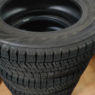 スタッドレス/4本BLIZZAK VRX2 175/65R15