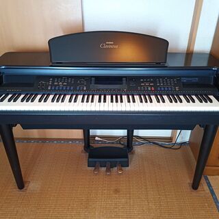 電子ピアノ　ヤマハ　クラビノーバ　CVP-107の画像