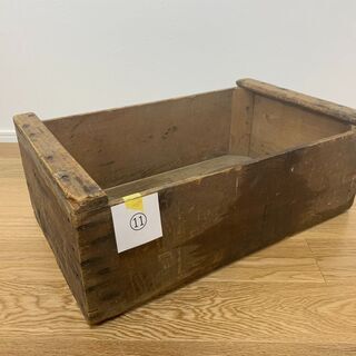 VINTAGE WOOD BOX⑪