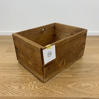 VINTAGE WOOD BOX⑭