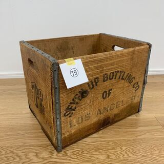 VINTAGE WOOD BOX⑲