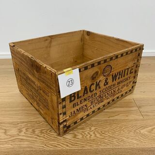 VINTAGE WOOD BOX ㉓
