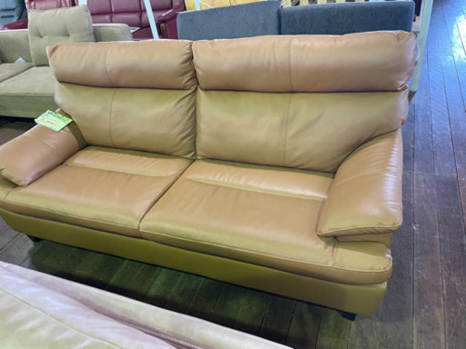 本革ソファー！ちょいキズあります！144000円を39800円で販売します！