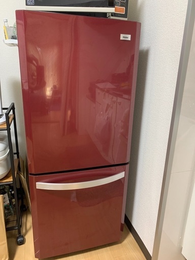 値下げしました«取りに来ていただける方限定»美品ハイアール　冷蔵庫　JR-NF140K　138L　ルビーレッド