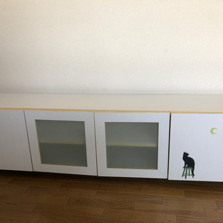 テレビ台の画像