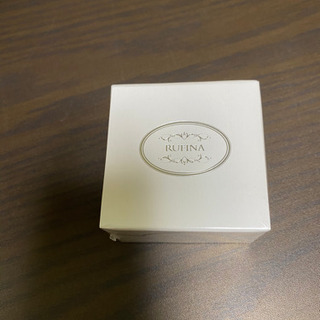 ルフィーナ！スキンケアクリームかなり安くお譲りします。