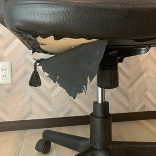無料で譲ります　免费转让电脑椅（有破损の画像