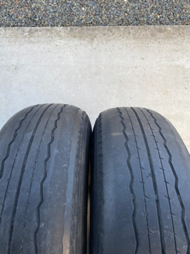 ハイエース　195/80R15 104/105L LT  ダンロップ夏タイヤ
