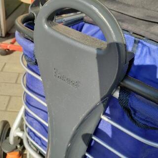 高齢者用　手押し車　シルバーカー　TacaoF　の画像