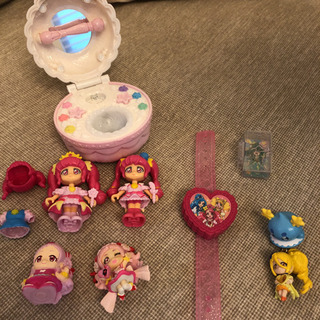 プリキュア   スイーツパクト　マスコット　ブレスレット