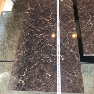 店舗　テーブルの画像