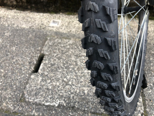 【マウンテンバイク】新品タイヤ26x1.95 3x6段変速　新品サドル　若林自転車　フロント、センターサスペンション付　SALE中❗️