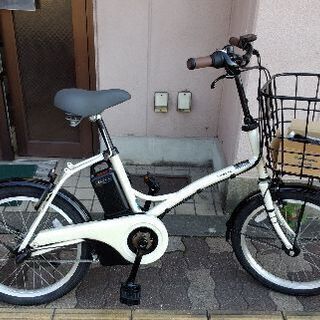 Panasonic 電動アシスト自転車 12ahフル　ホワイト Panasonic 20吋 電動アシスト自転車 12Ahバッテリー+充電器+スペアー