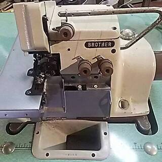 BROTHER ブラザー 工業用ロックミシン EF4-B561-001-5の画像