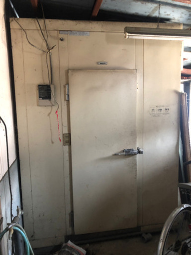 【引き取り限定】プレハブ冷蔵庫1坪　サンヨー
