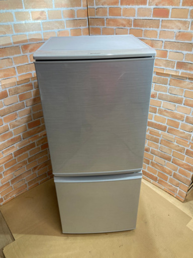 SHARP ノンフロン冷凍冷蔵庫137L SJ−D14B−S 2016年製