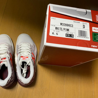 レディースnew balanceスニーカーの画像