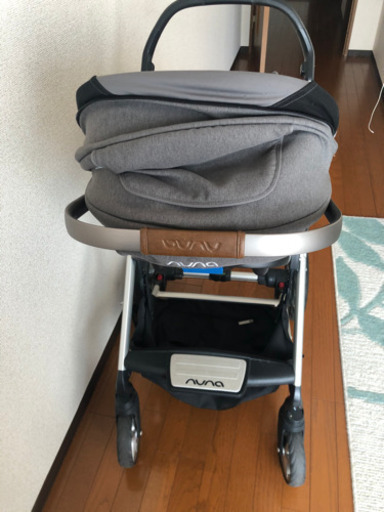 Nuna カーシート　トラベルシステム