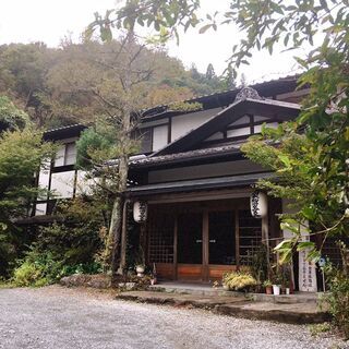【時給1200円】旅館スタッフ（夜の接客・配膳）シフト自由！時間曜日相談OK！の画像