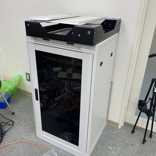 サーバーラック