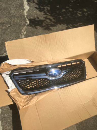 GP7 後期 インプレッサ XV 新品フロントグリル