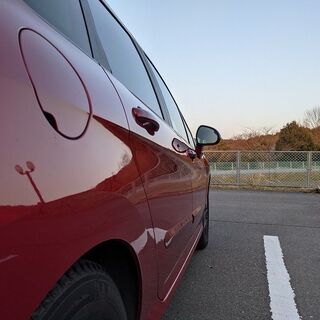 ネット決済可 2012y プジョー308SW プレミアム 赤 7人乗りの画像