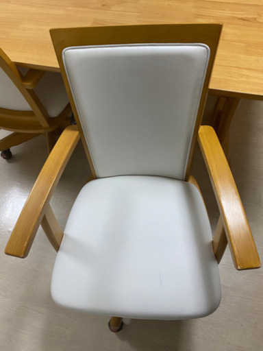 ダイニングテーブル　セット