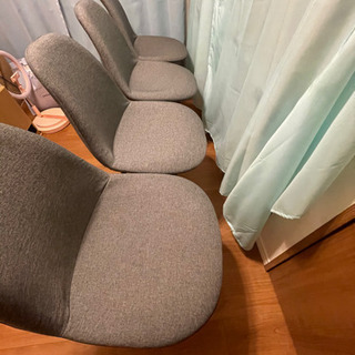 購入1年未満☆目立った傷汚れなし ダイニングチェア4脚 イームズチェアの画像