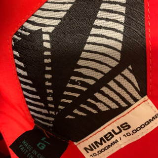 VOLCOM NIMBUSのスノーボードウェア売ります