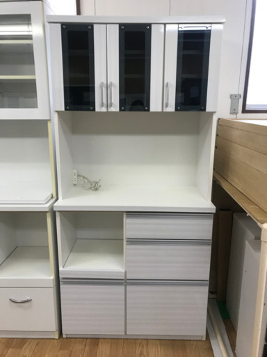 【リサイクルショップ八光　田上店　配達・設置OK】エナメルホワイト&ブラック大型食器棚